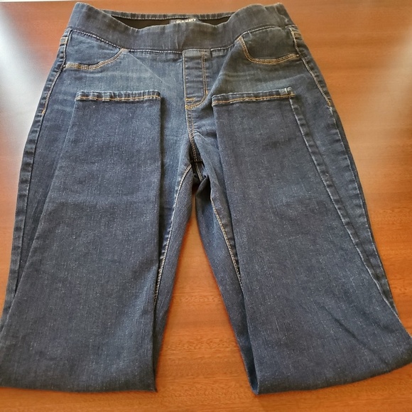 Old Navy Rockstar Built in Sculpt Pull-ups - Picture 4 of 7